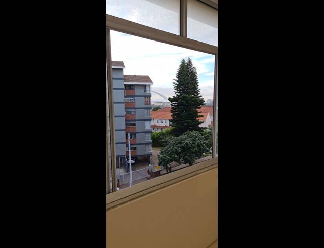 1.5 BEDROOM FLAT RENTED IN MORNINGSIDE